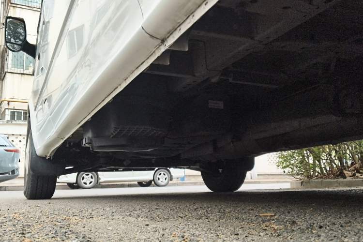 Used Ford Transit Custom 2019 2.2T Multi-Function Long-Wheelbase Mid-Height 7-Seater China VI Chassis Rear Left