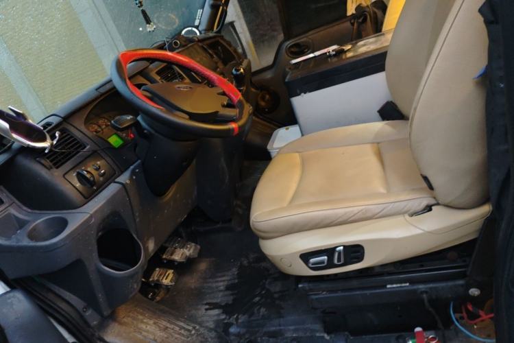 Used Ford Transit Custom 2019 2.2T Multi-Function Long-Wheelbase High-Roof 7-Seater China VI Left Front Seat