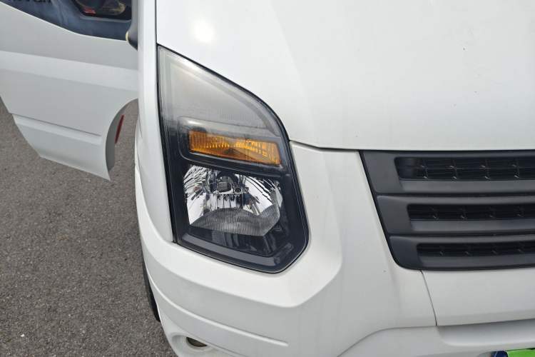 Used Ford Transit Custom  Right Front Headlight