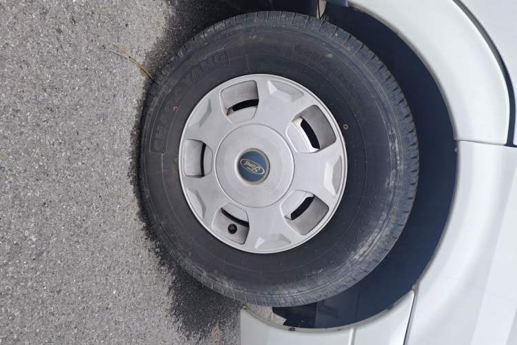 Used Ford Transit Custom  Right Front Wheel Hub