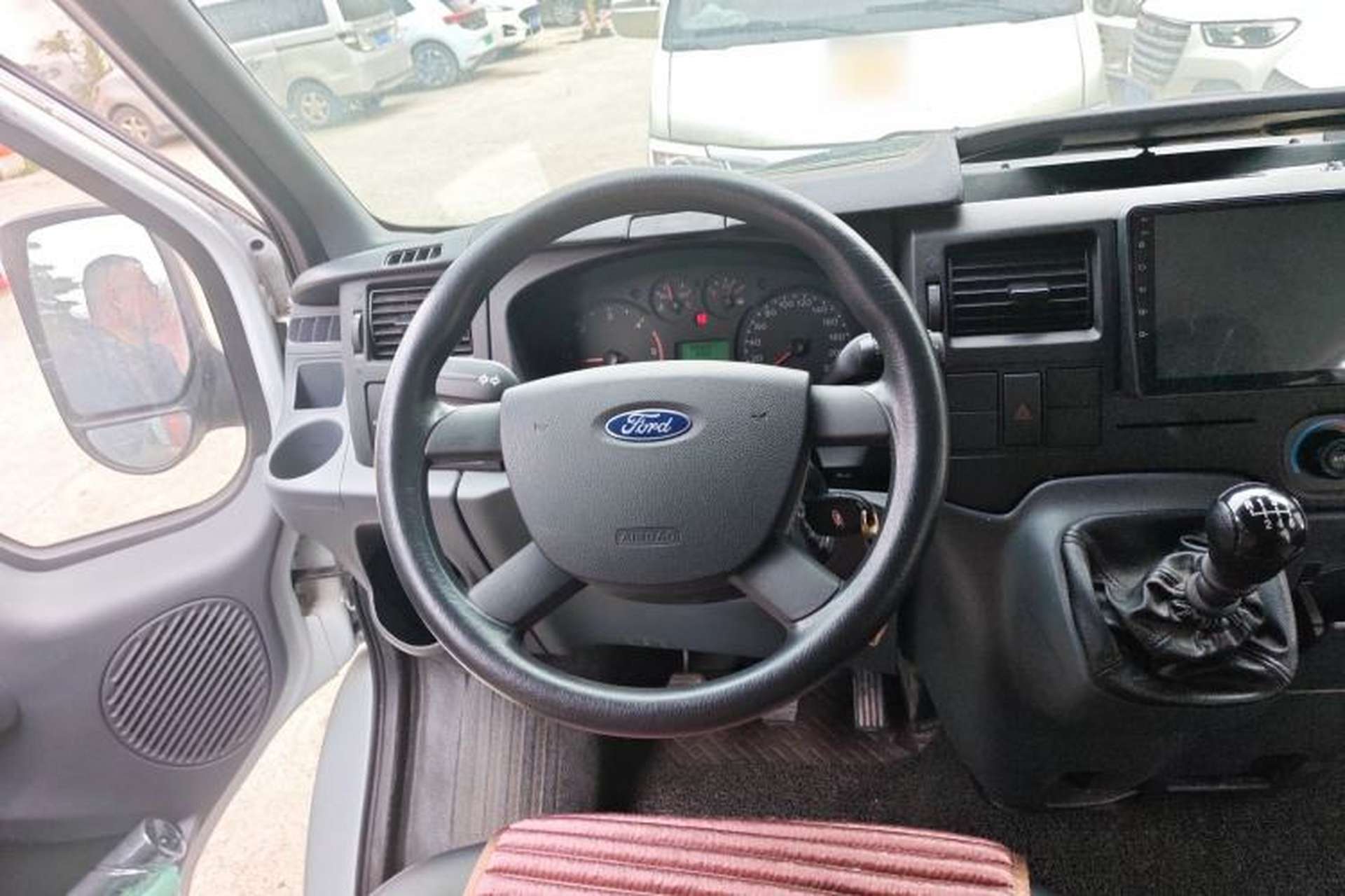Used Ford Transit Custom 2019 2.2T Multi-Function Short Wheelbase Mid-Roof 6-Seater China VI Steering Wheel