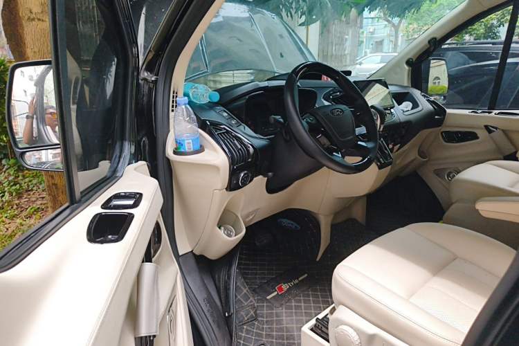 Used Ford Transit Custom  Driver Seat