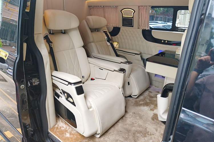 Used Ford Transit Custom  Left Rear Seat