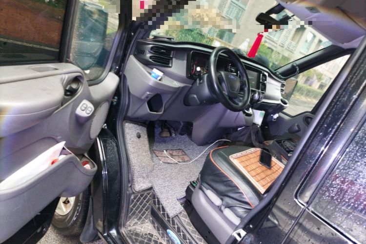 Used Ford Transit Custom 2021 2.2T Automatic Logistics Vehicle Pro Short Wheelbase 6-Seater Mid-Roof China VI Standard Driver Seat