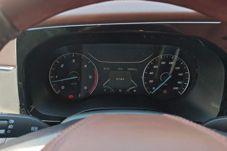 Used Ford Transit Custom 2021 2.2T (Package) Automatic Luxury Coach Pro Long Wheelbase with Mechanical Steps 9-Seater Mid-Roof China VI Standard Instrument Cluster