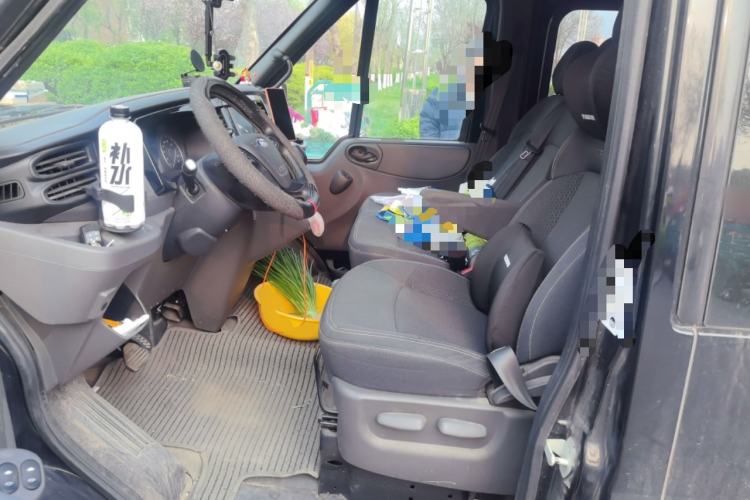 Used Ford Transit Custom 2021 2.2T Automatic Logistics Vehicle Pro Long Wheelbase 7 Seats Mid-Roof China VI Standard Left Front Seat
