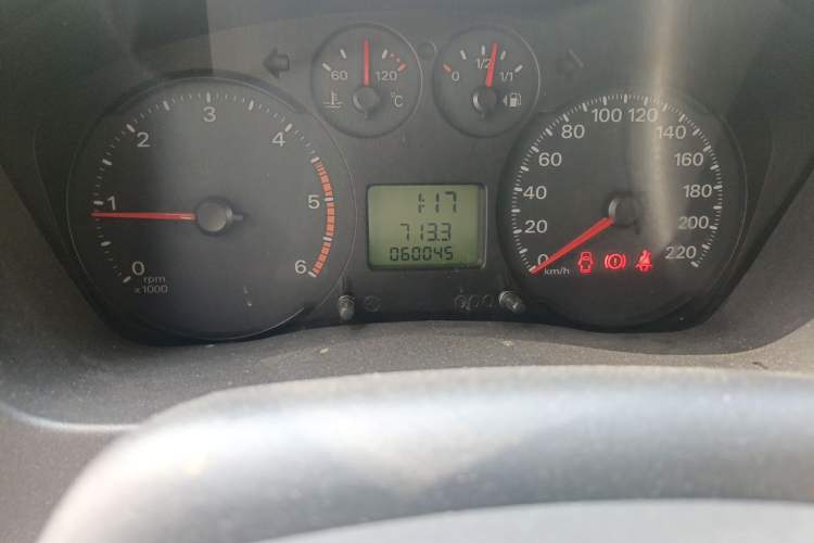 Used Ford Transit Custom  Odometer Close Up
