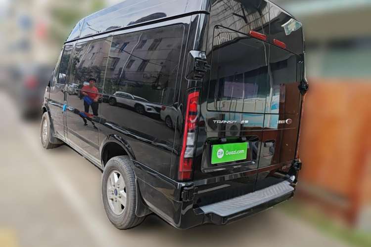 Used Ford Transit Custom 2021 2.2T Manual Logistics Vehicle Pro Short Wheelbase 6-Seater Mid-Roof China VI Standard Rear Left 45 Deg