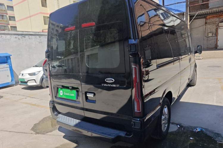 Used Ford Transit Custom 2021 2.2T (Package) Automatic Luxury Coach Pro Long Wheelbase with Mechanical Steps 9-Seater Mid-Roof China VI Standard Rear Right 45 Deg