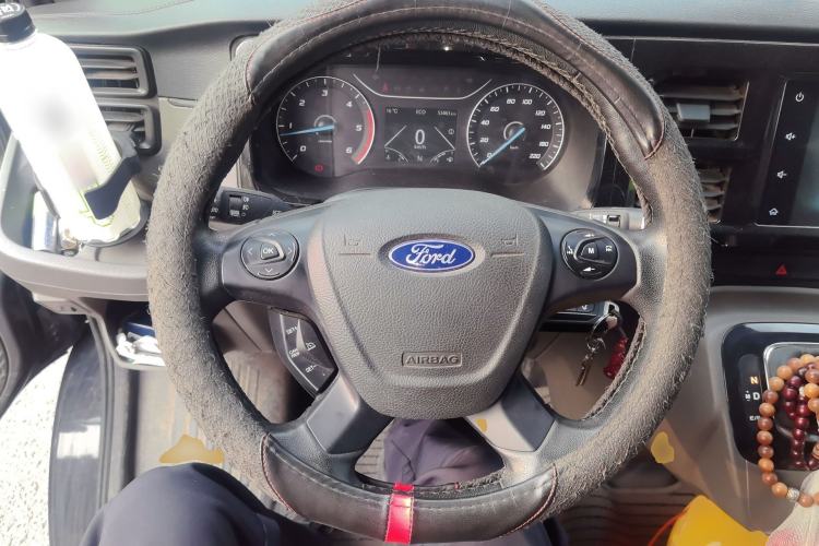Used Ford Transit Custom 2021 2.2T Automatic Logistics Vehicle Pro Long Wheelbase 7 Seats Mid-Roof China VI Standard Steering Wheel