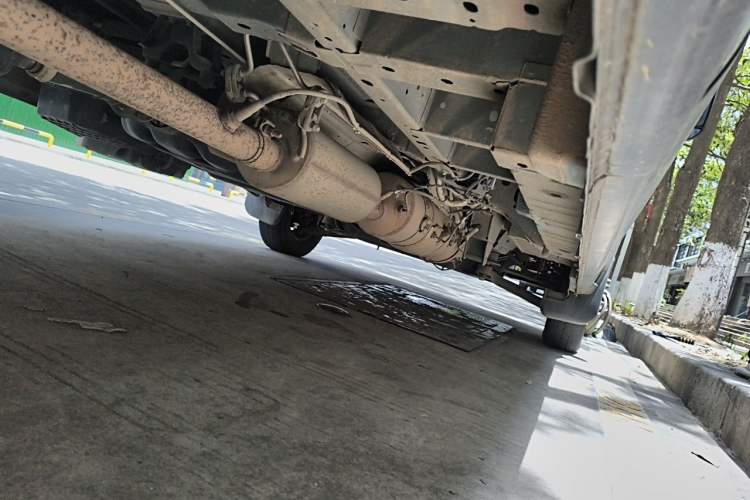 Used Ford Transit Custom 2021 2.2T Automatic Logistics Vehicle Pro 5.9-meter Long Wheelbase Rear Dual Tires 7-Seater Mid-Roof China VI Standard Chassis Rear Right