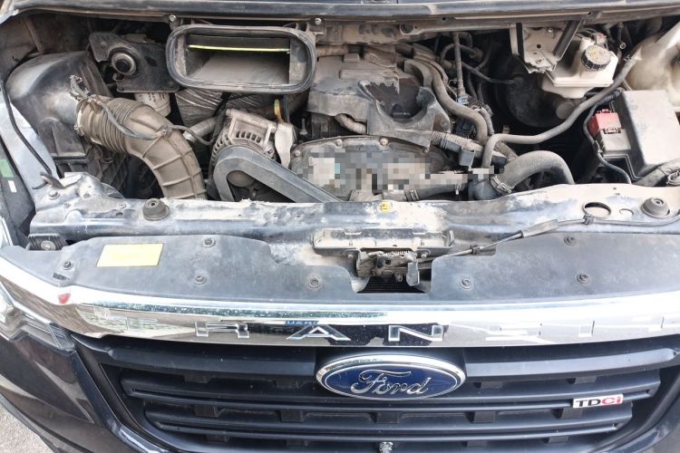 Used Ford Transit Custom  Engine Bay
