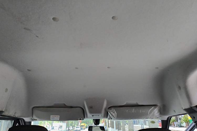 Used Ford Transit Custom 2021 2.2T Automatic Logistics Vehicle Pro 5.9-meter Long Wheelbase Rear Dual Tires 7-Seater Mid-Roof China VI Standard Headliner