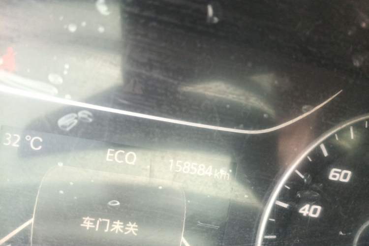 Used Ford Transit Custom  Odometer Close Up
