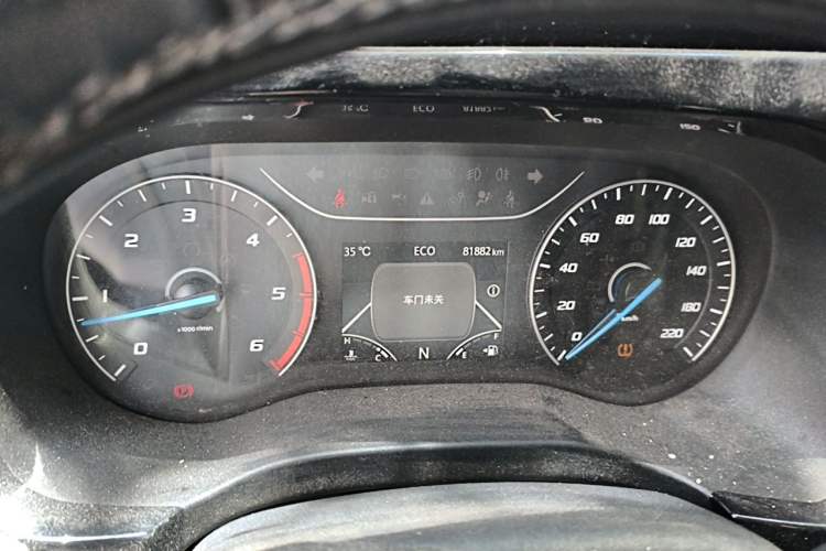 Used Ford Transit Custom 2021 2.2T Automatic Logistics Vehicle Pro 5.9-meter Long Wheelbase Rear Dual Tires 7-Seater Mid-Roof China VI Standard Odometer Close Up