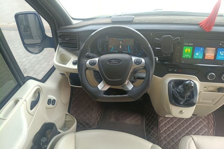 Used Ford Transit Custom 2021 2.2T Manual Logistics Vehicle Pro Short Wheelbase 6-Seater Mid-Roof China VI Standard Steering Wheel