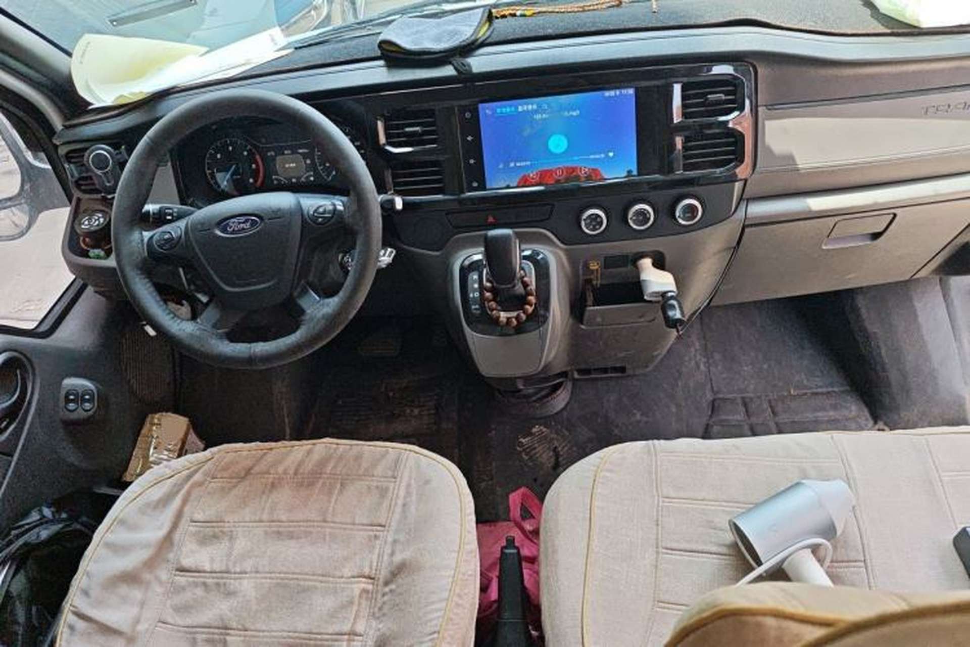 Used Ford Transit Custom 2021 2.2T Manual Logistics Vehicle Pro Long Wheelbase 7-Seater Mid-Roof China VI Standard Center Console