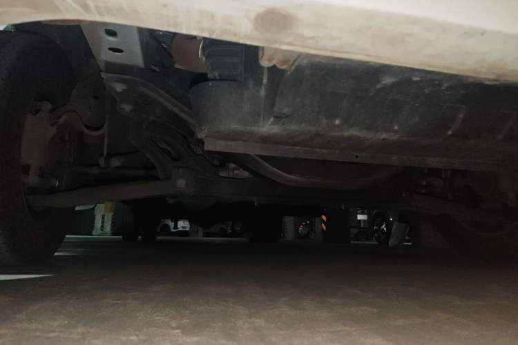 Used Ford Transit Custom 2021 2.2T Automatic Van Pro 5.9-meter Long Wheelbase Rear Dual Tires 3-Seater Mid-Roof China VI Standard Chassis Front Right