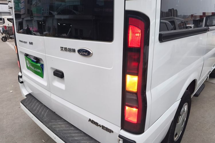 Used Ford Transit Custom 2021 2.2T Automatic Standard Passenger Van Pro Short Wheelbase 7-Seater Mid-Roof Euro VI compliant Exterior 1