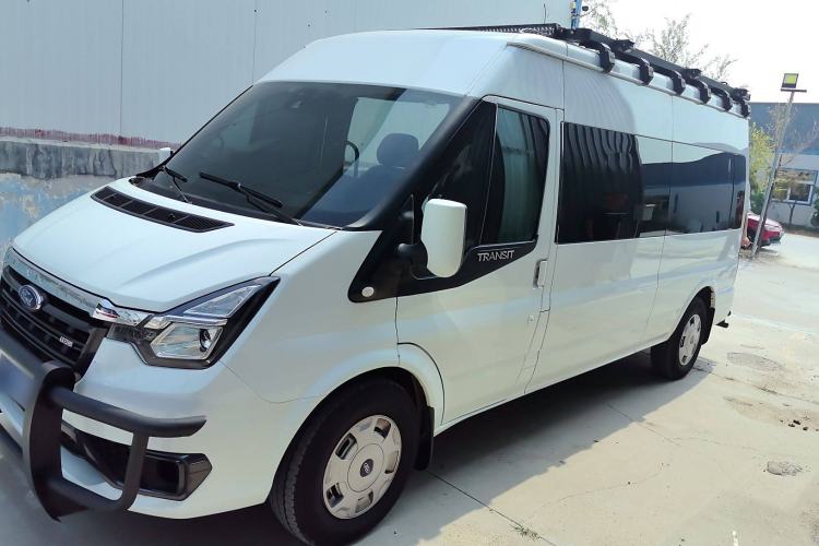 Used Ford Transit Custom 2021 2.2T Manual Standard Passenger Van Pro Long Wheelbase with Mechanical Pedals 9-Seater Mid-Roof Euro VI compliant Exterior 3