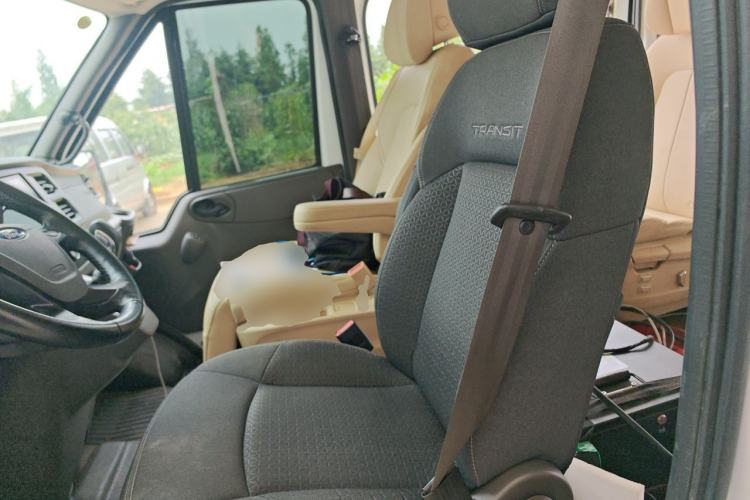 Used Ford Transit Custom 2021 2.2T Automatic Logistics Vehicle Pro Short Wheelbase 6-Seater Low Roof China VI Standard Left Front Seat