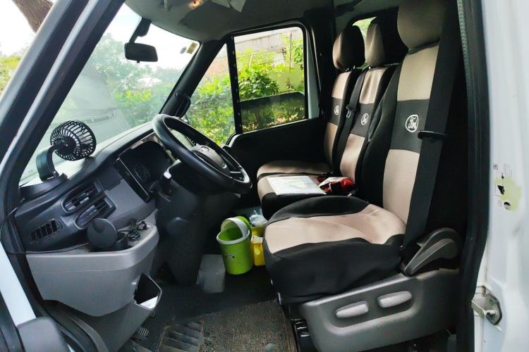Used Ford Transit Custom 2021 2.2T Manual Logistics Vehicle Pro Long Wheelbase 7-Seater Mid-Roof China VI Standard Left Front Seat