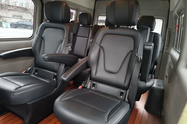 Used Ford Transit Custom 2021 2.2T Automatic Standard Passenger Van Pro Short Wheelbase 7-Seater Mid-Roof Euro VI compliant Left Rear Seat