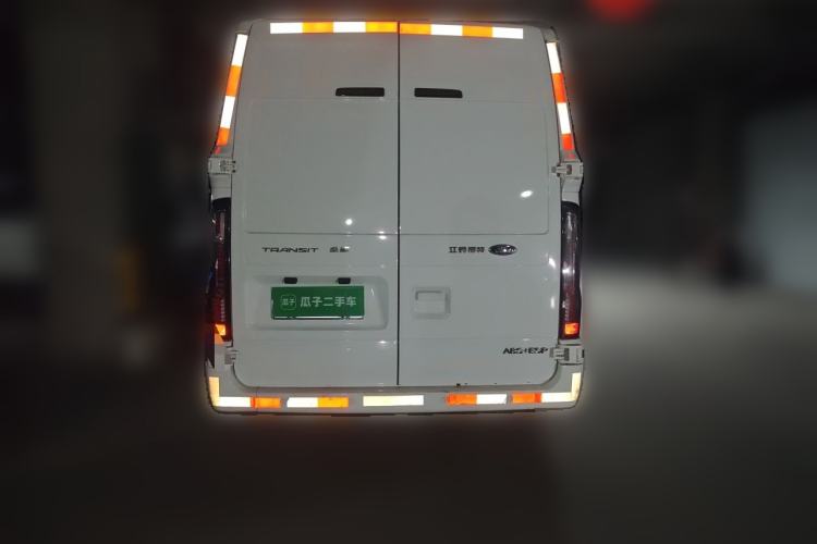 Used Ford Transit Custom 2021 2.2T Automatic Van Pro 5.9-meter Long Wheelbase Rear Dual Tires 3-Seater Mid-Roof China VI Standard Rear