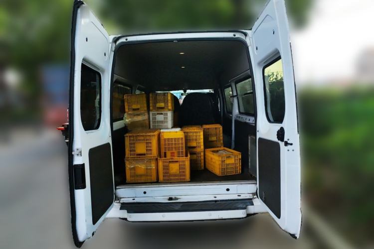 Used Ford Transit Custom 2021 2.2T Manual Logistics Vehicle Pro Long Wheelbase 7-Seater Mid-Roof China VI Standard Trunk