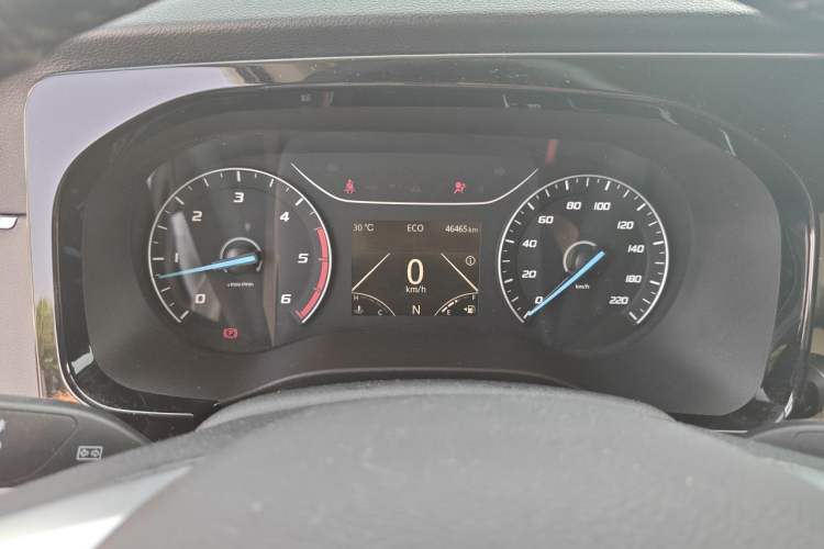 Used Ford Transit Custom  Odometer Close Up