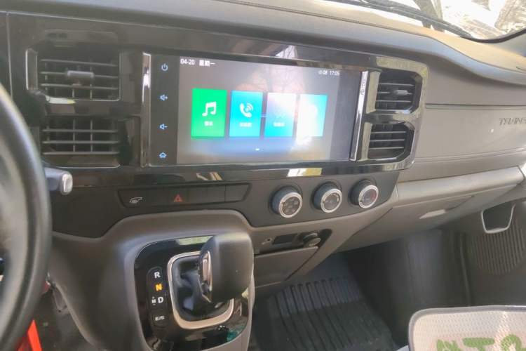 Used Ford Transit Custom  Audio And AC Panel