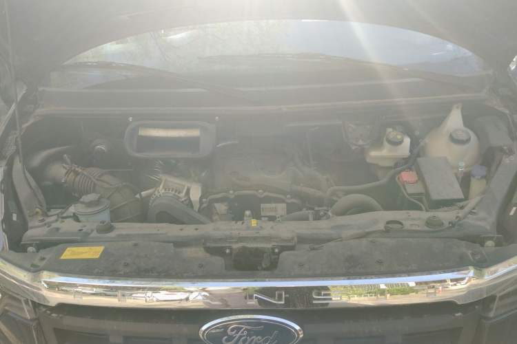Used Ford Transit Custom  Engine Bay