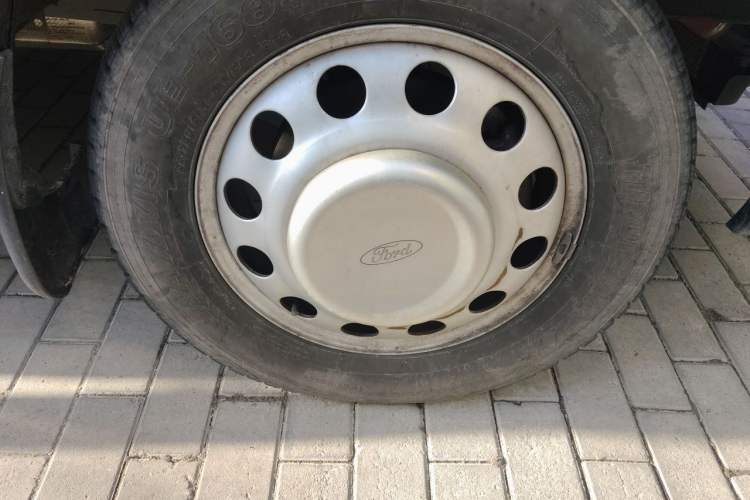 Used Ford Transit Custom  Right Front Wheel Hub