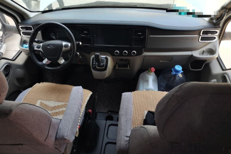 Used Ford Transit Custom  Center Console