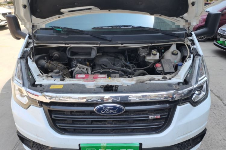 Used Ford Transit Custom  Engine Bay