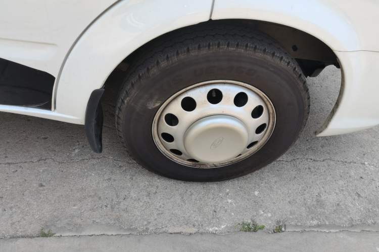 Used Ford Transit Custom  Right Front Wheel Hub