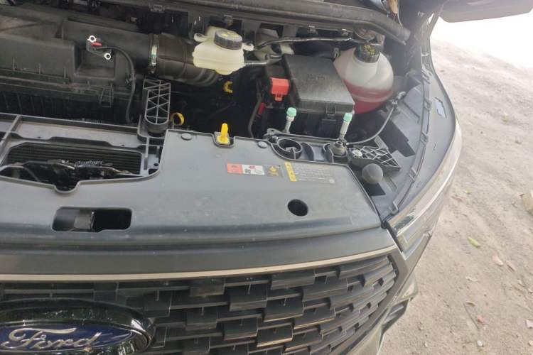 Used Ford Transit Custom  Engine Bay Left