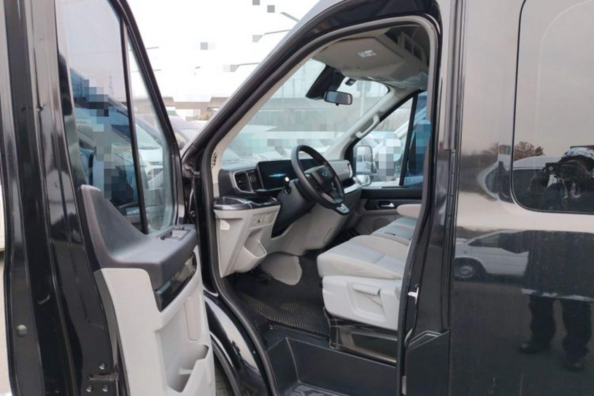 Used Ford Transit T8 2024 T8 2.3T Diesel Automatic Short Wheelbase Mid-Height 6-Seater Fully Equipped Model 3/3 Driver Seat