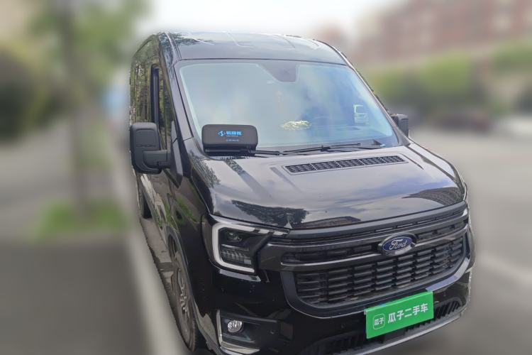 Used Ford Transit T8 2024 T8 2.3T Diesel Manual Mid-axle Mid-roof 6-Seater Multi-function Version 2/2/2 Front Right 45 Deg