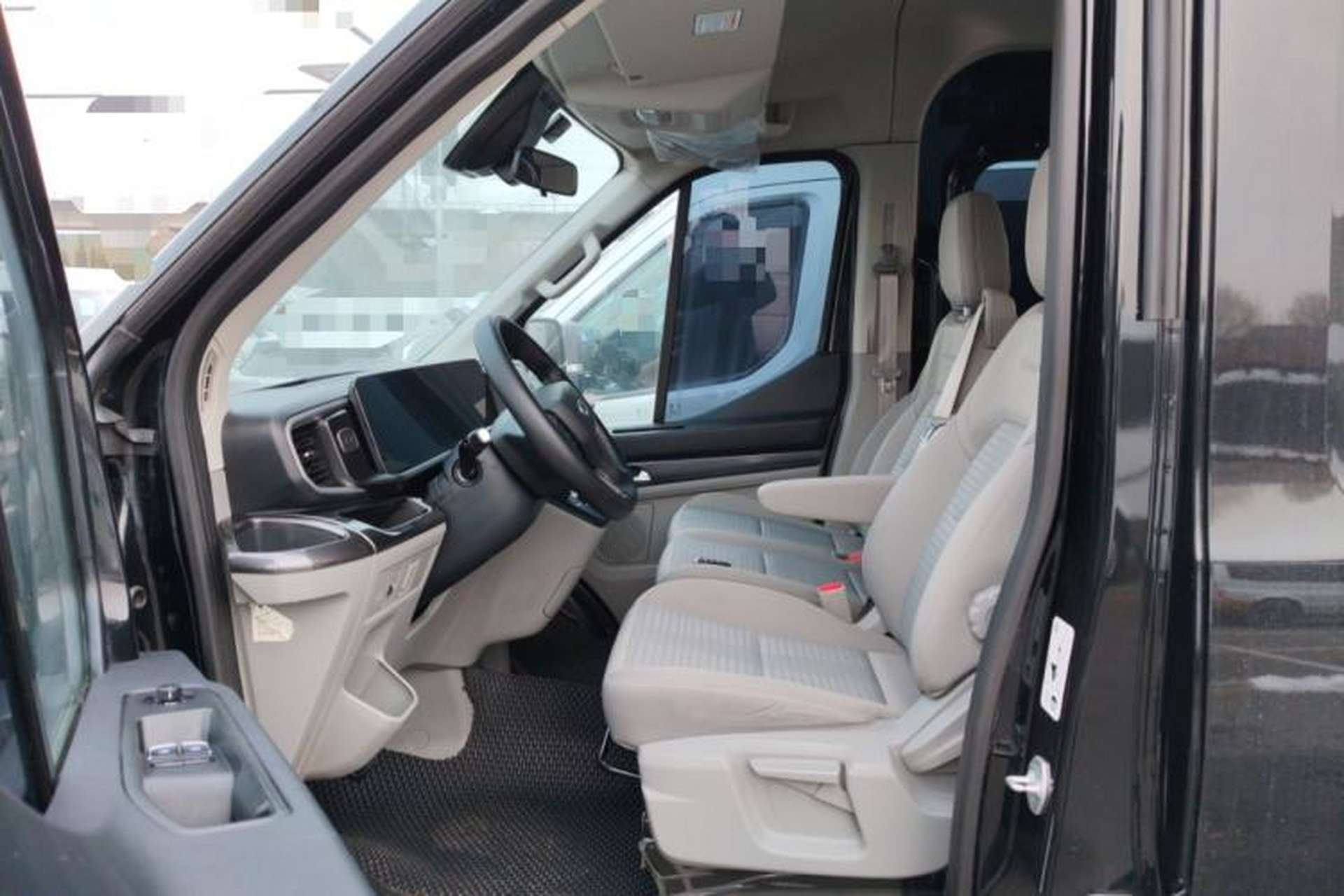 Used Ford Transit T8 2024 T8 2.3T Diesel Automatic Short Wheelbase Mid-Height 6-Seater Fully Equipped Model 3/3 Left Front Seat