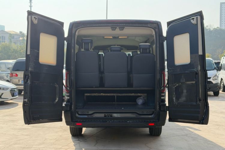 Used Ford Transit T8 2024 T8 2.3T Diesel Automatic Mid-axle Mid-roof 9-seater Business & Travel Version 2/2/2/3 Interior 6