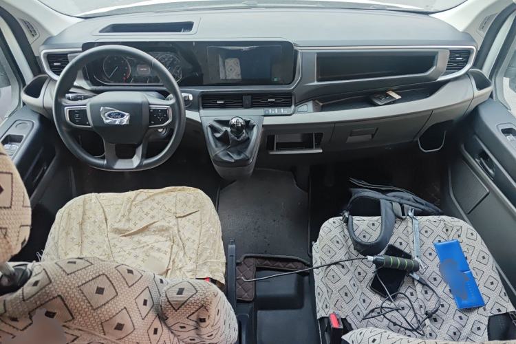 Used Ford Transit T8 2024 T8 2.0T Diesel Manual Mid-axle Mid-roof 6-seater Multi-function Version 2/2/2 Center Console