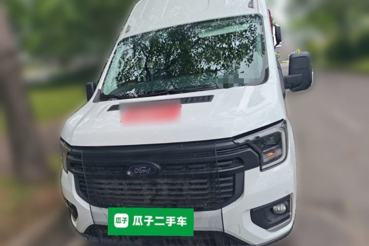 Used Ford Transit T8 2024 T8 2.0T Diesel Manual Long Wheelbase High-Roof 3-Seat Cargo Version with Rear Dual Tires Front
