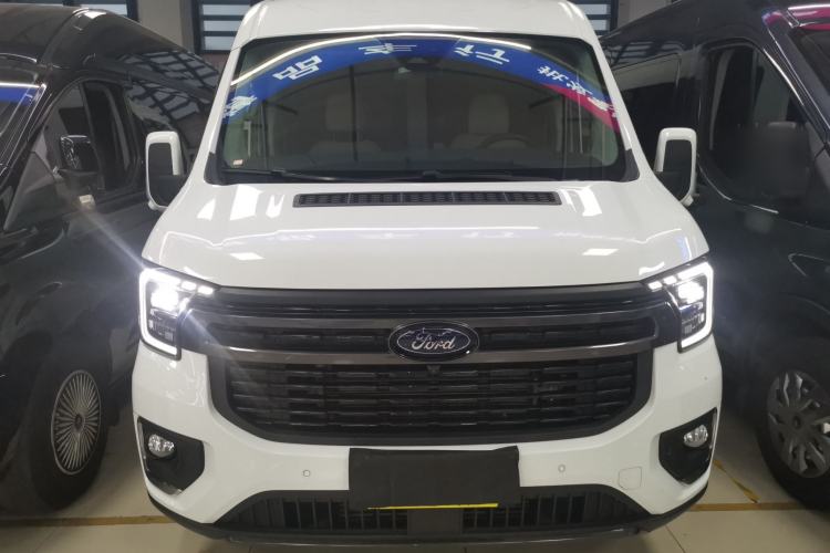 Used Ford Transit T8 2024 T8 2.3T Diesel Automatic Mid-Drive Mid-Roof 6-Seater Fully Equipped 2/2/2 Configuration Front