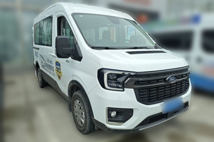 Used Ford Transit T8 2024 T8 2.3T Diesel Automatic Mid-axle Mid-roof 6-Seater Multi-function Version 2/2/2 Front Right 45 Deg
