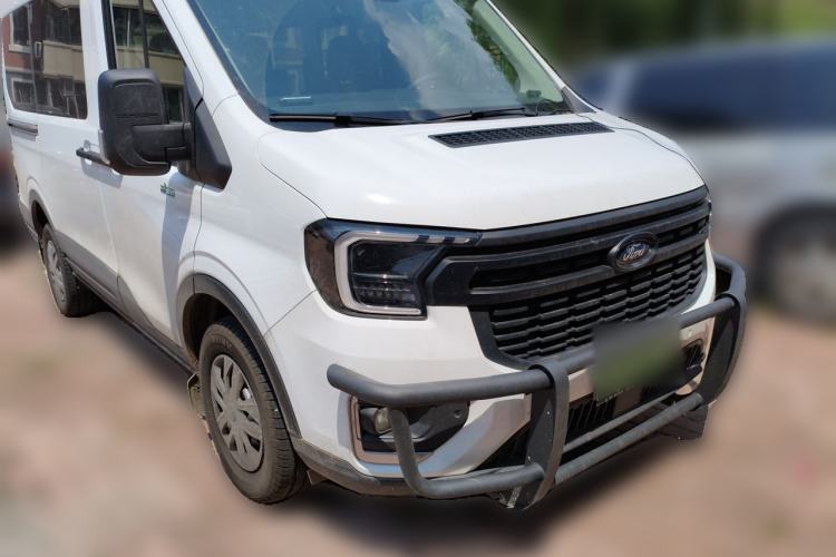 Used Ford Transit T8 2024 T8 2.0T Diesel Manual Short Wheelbase Mid-Height 6-Seater Full-Option Multifunctional Version 3/3 Front Right 45 Deg