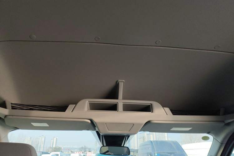 Used Ford Transit T8 2024 T8 2.3T Diesel Automatic Mid-axle Mid-roof 7-seater Business & Travel Edition Headliner