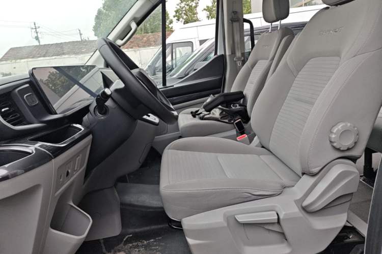 Used Ford Transit T8 2024 T8 2.3T Diesel Automatic Mid-axle Mid-roof 6-Seater Multi-function Version 2/2/2 Left Front Seat