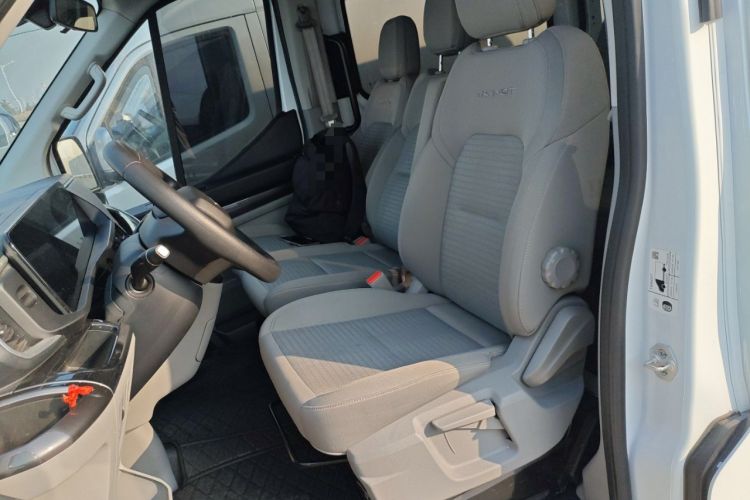 Used Ford Transit T8 2024 T8 2.3T Diesel Automatic Mid-axle Mid-roof 7-seater Business & Travel Edition Left Front Seat
