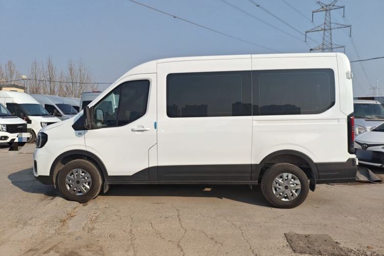 Used Ford Transit T8 2024 T8 2.3T Diesel Automatic Mid-axle Mid-roof 7-seater Business & Travel Edition Left Side